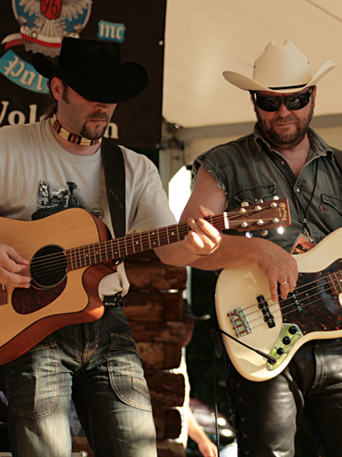 HONKY TONK BROTHERS